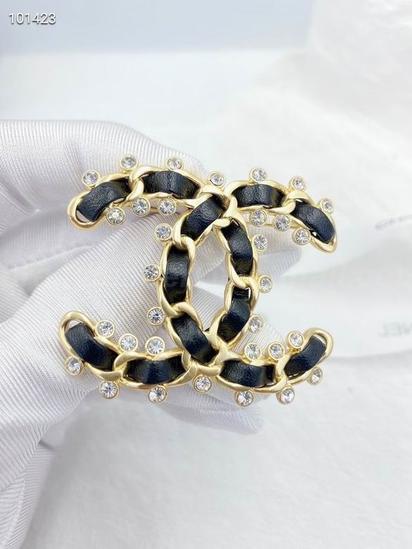 Chanel Brooch 334